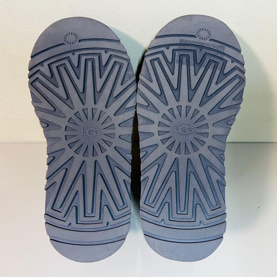 【数回使用程度】UGG CLASSIC MINI DIPPER ブーツ 厚底