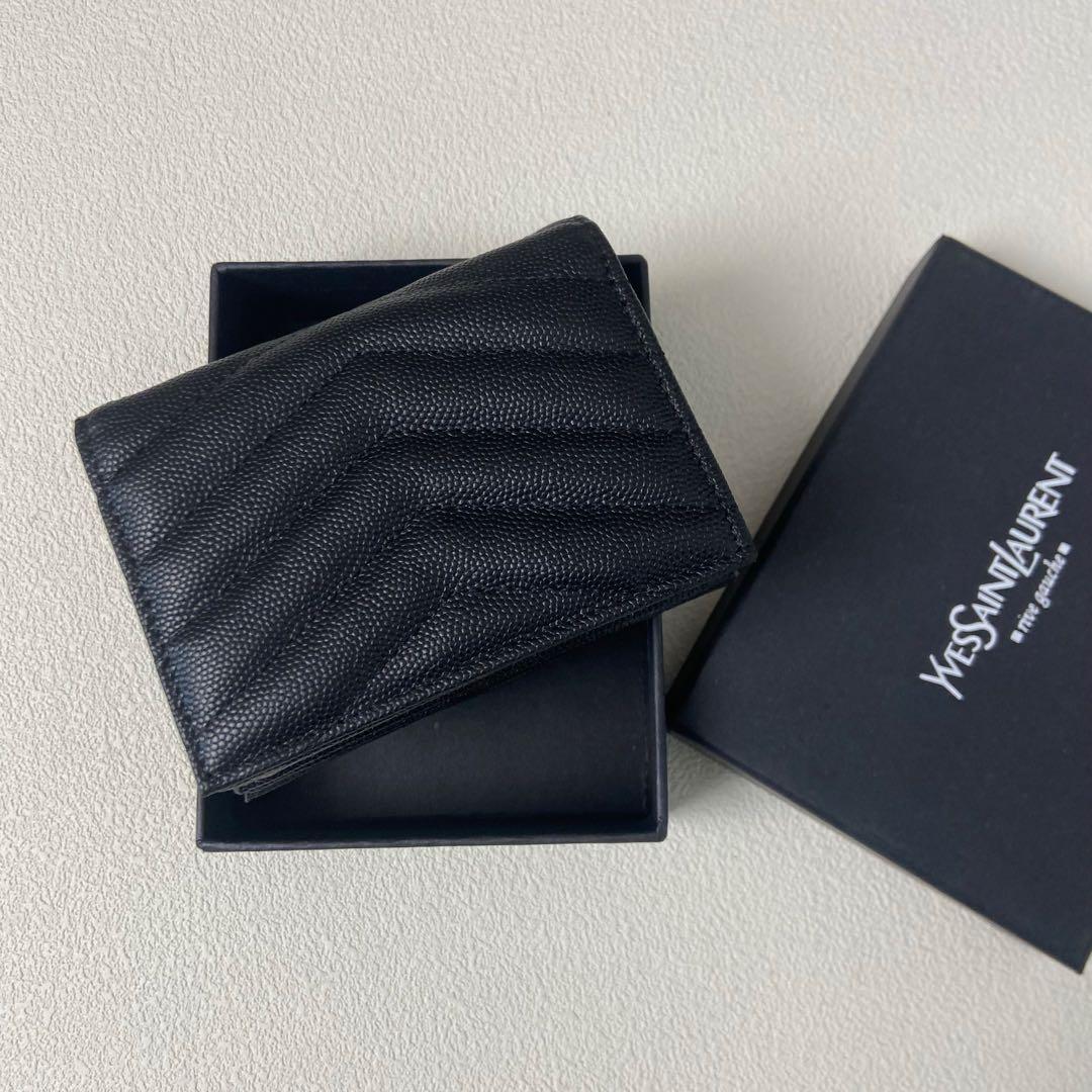 美品✨Yves Saint Laurent 本革 二つ折り財布 サンローラン