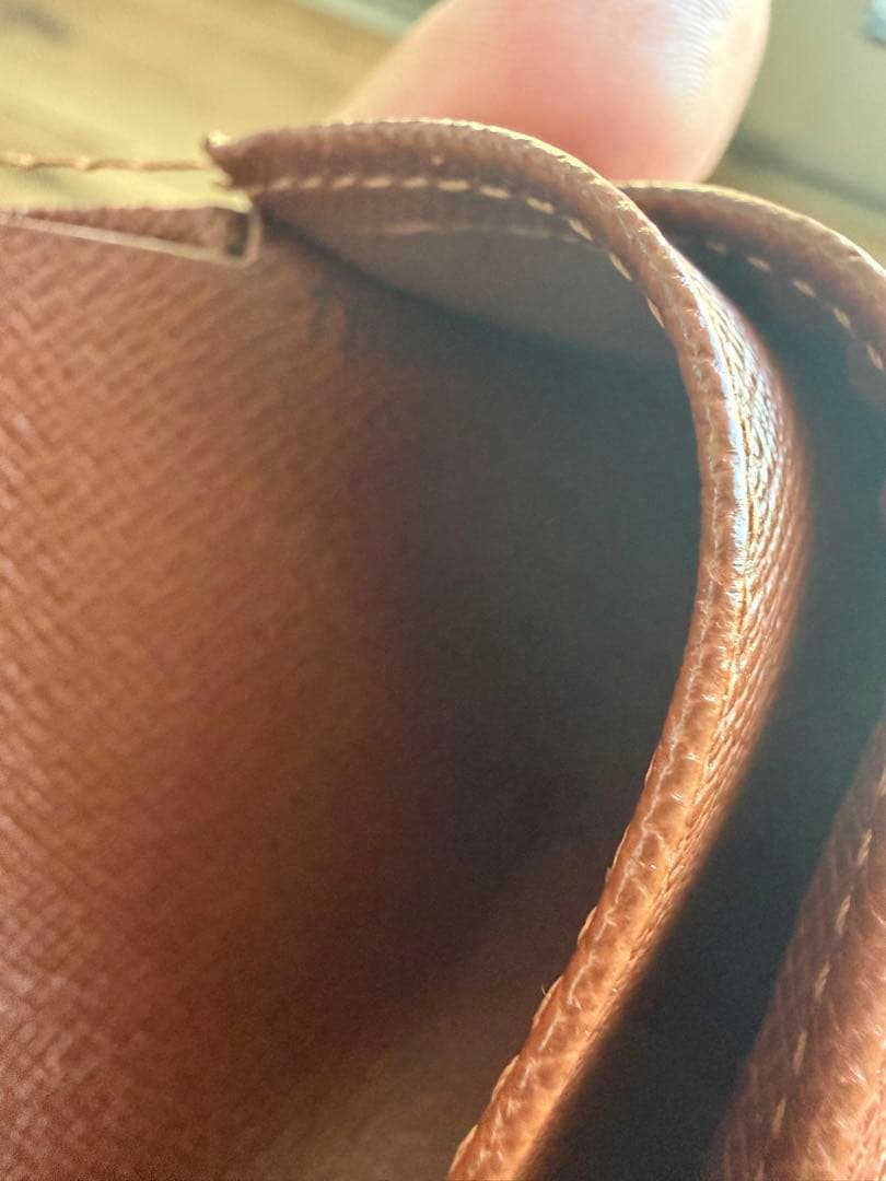 マ*ロ様 【ベタなし】Louis Vuitton モノグラム 二つ折り財布 ヴィ