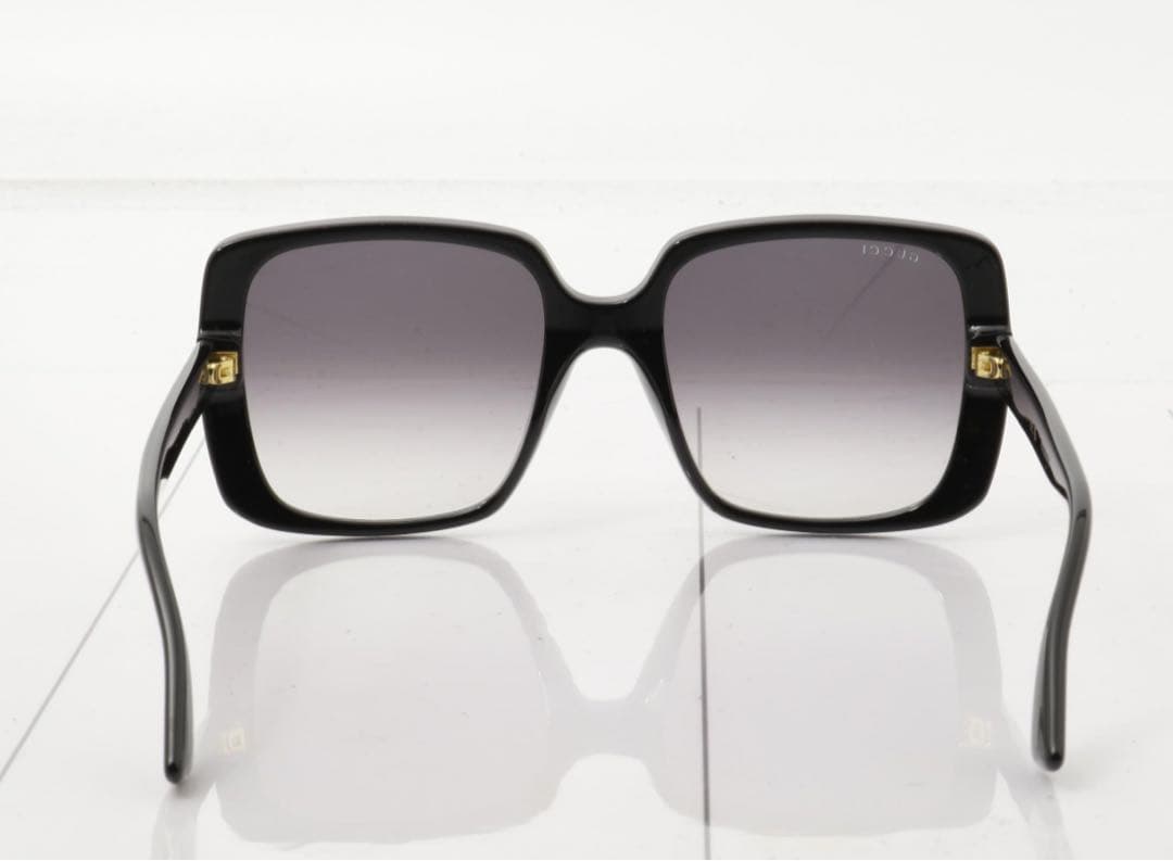 GUCCI スクエア型サングラス ブラックGG0632SA-001　箱付き