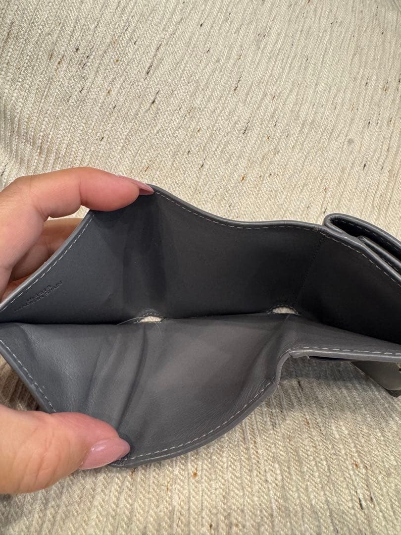 LOEWE ロエベ　三つ折り財布　グレー