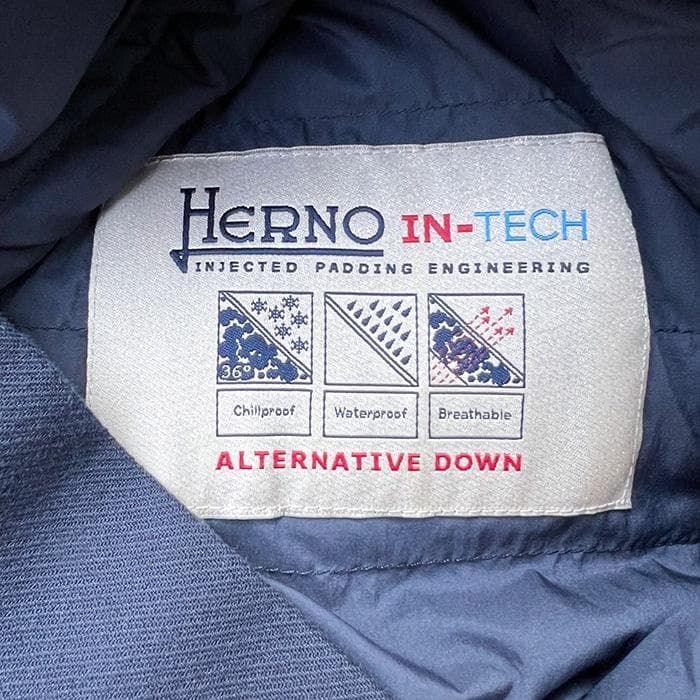 チ*ン様 HERNO ヘルノのコート　異素材コンビ　ネイビー