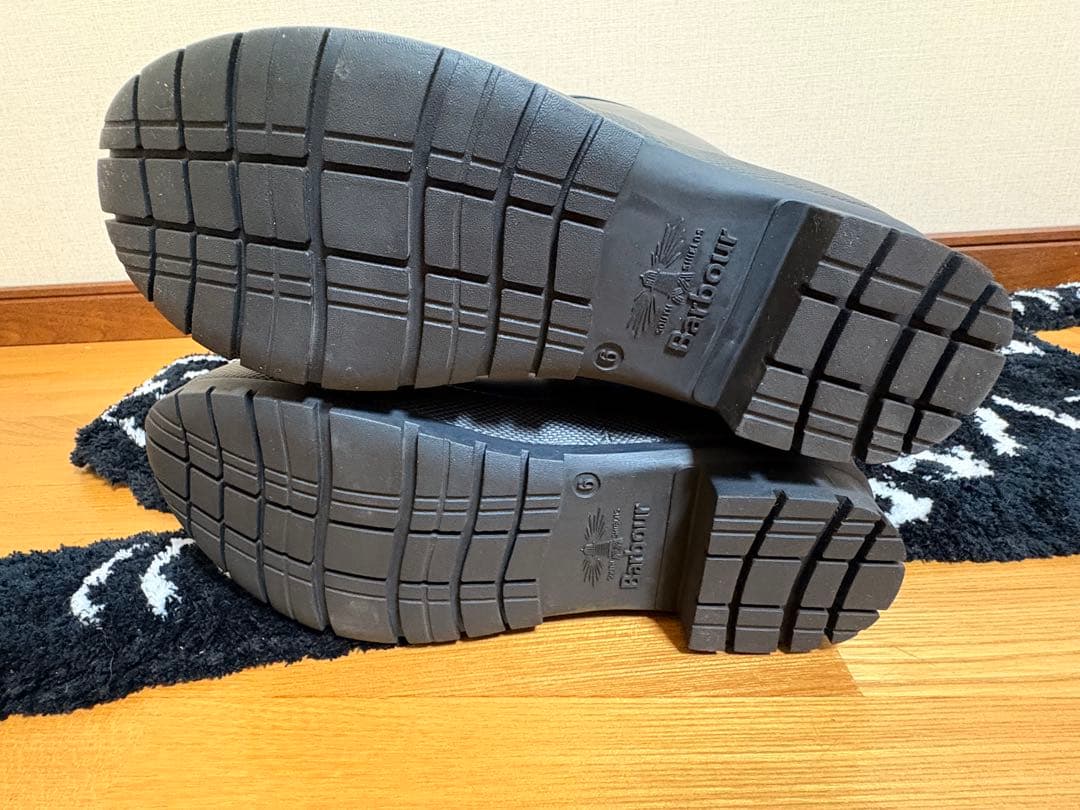 BARBOURブーツ