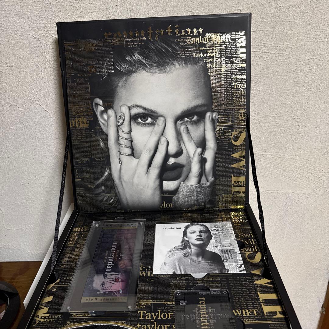 Taylor Swift reputation 直筆サイン付き