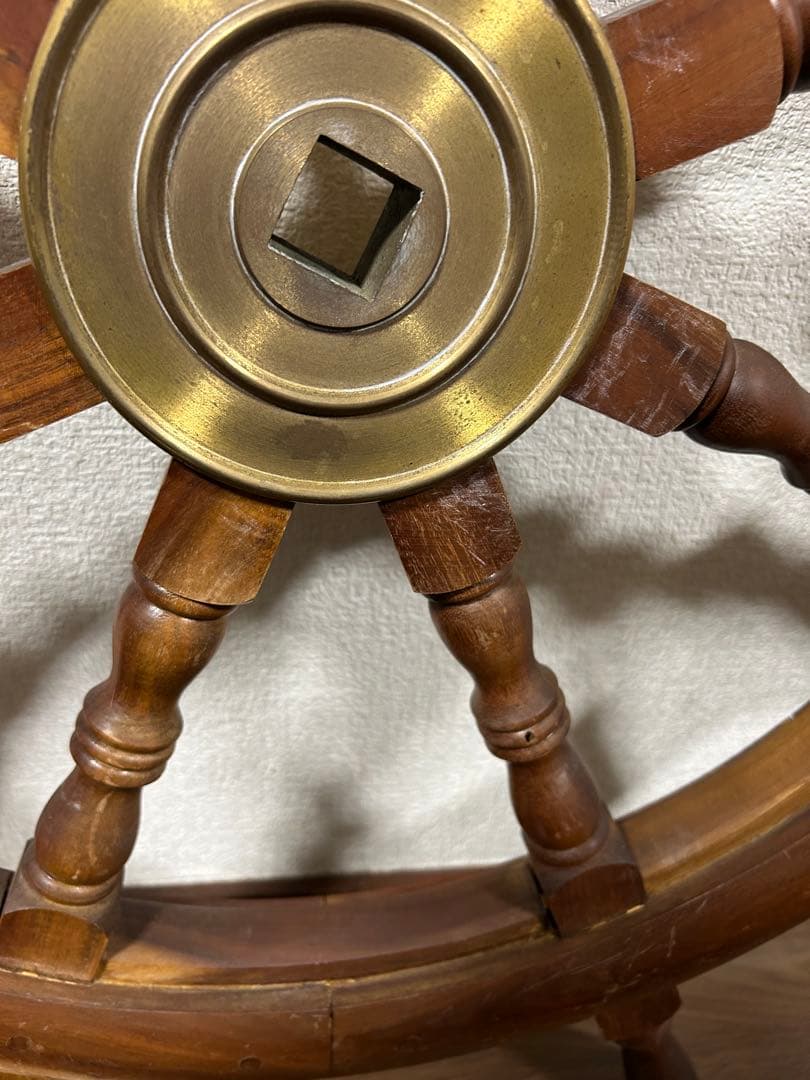 近*ん様 木製船の舵装飾品
