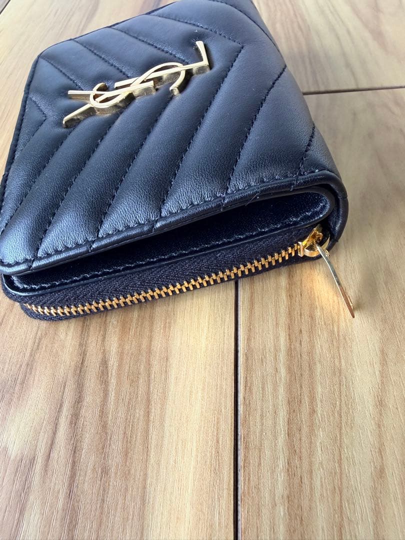 新品未使用 サンローラン SAINT LAURENT ジップウォレット