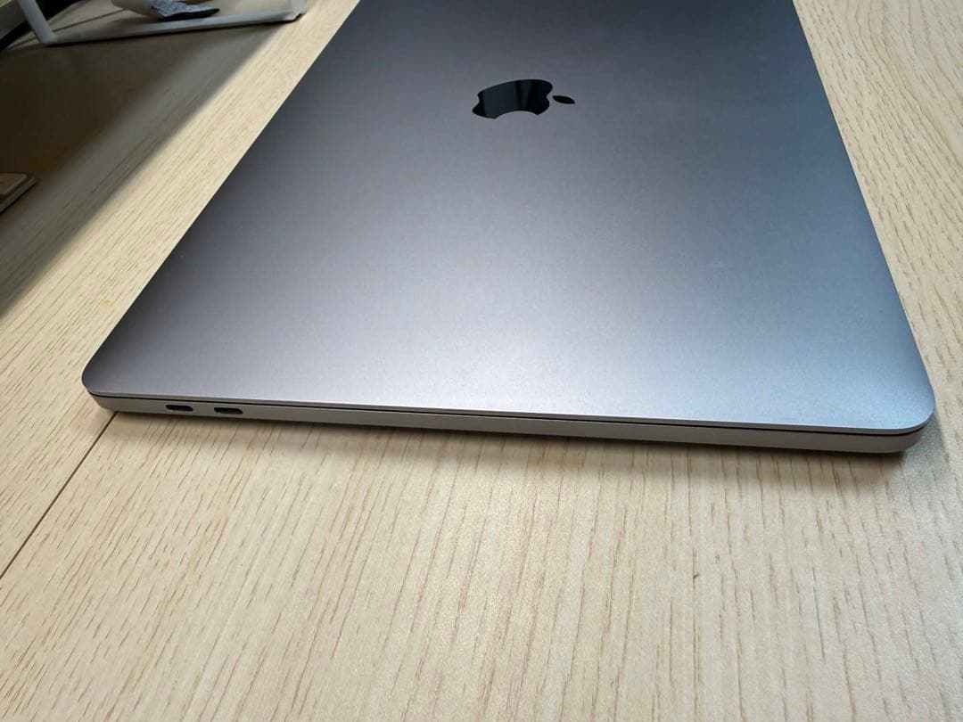MacBook Pro（2020年モデル）13インチ Intel Core i5