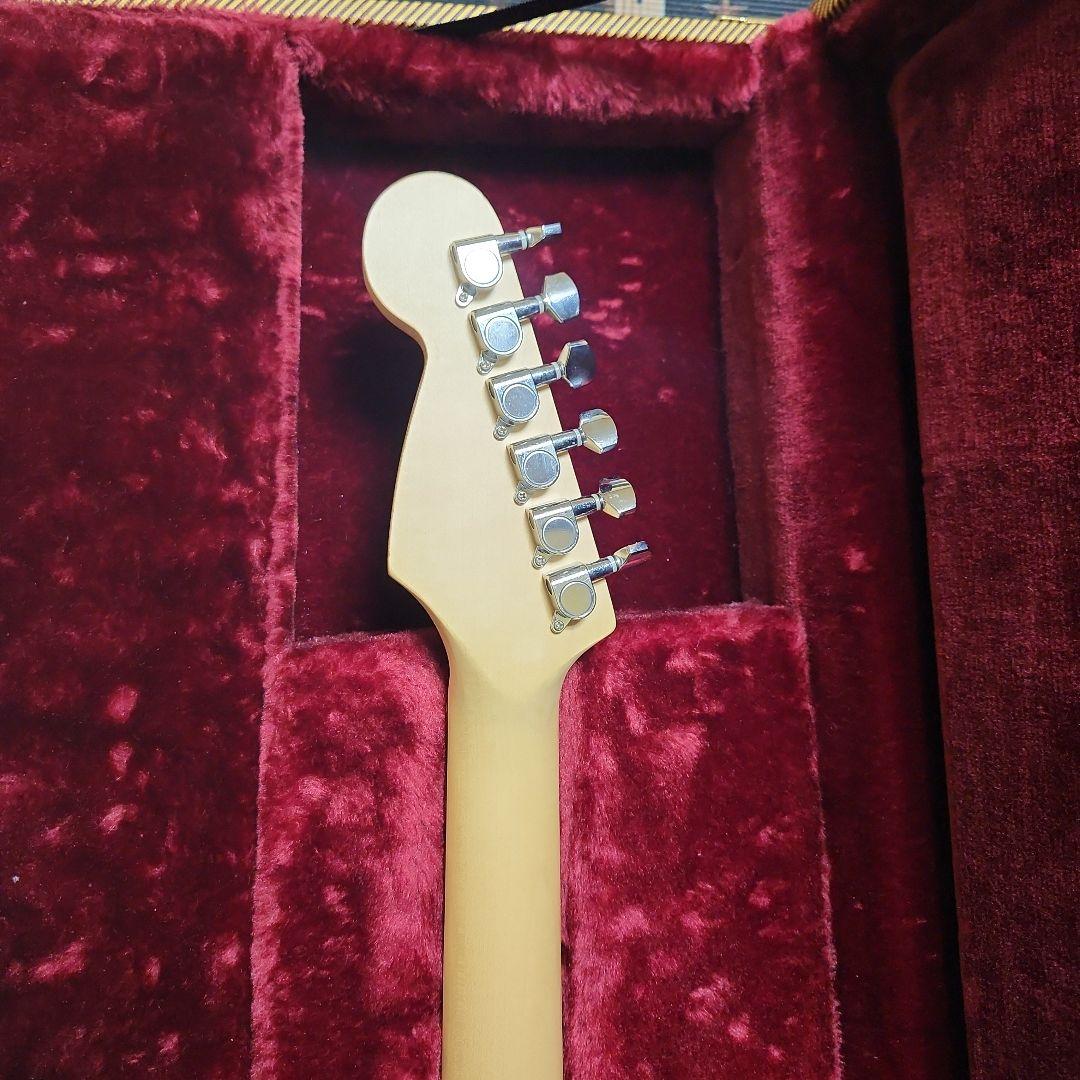 春セール‼️Fender homage white ストラトタイプ
