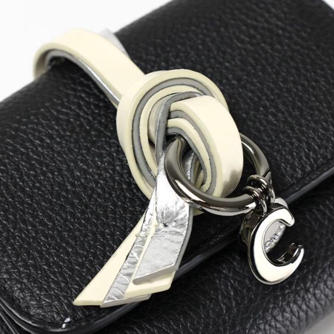 小物 ALPHABET SMALL TRIFOLD WALLET Chloe