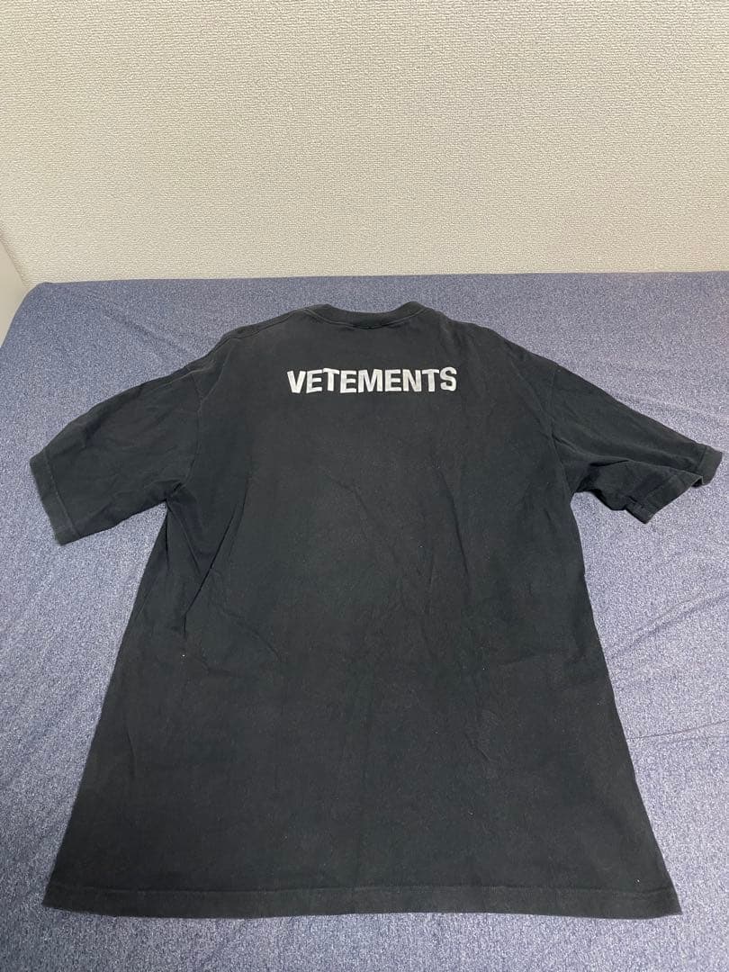 トップス VETEMENTS Staff Printed Cotton-Jersey