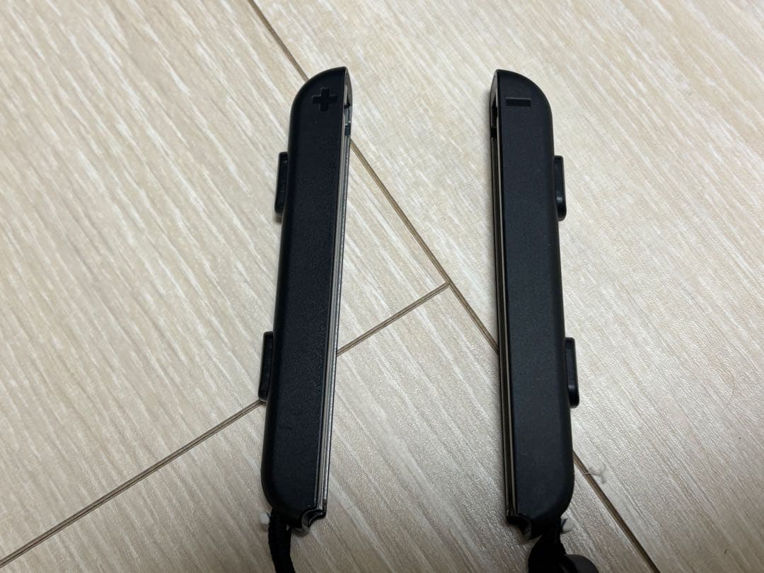 Nintendo Switch 本体 青/赤 付属品付き【箱無し】