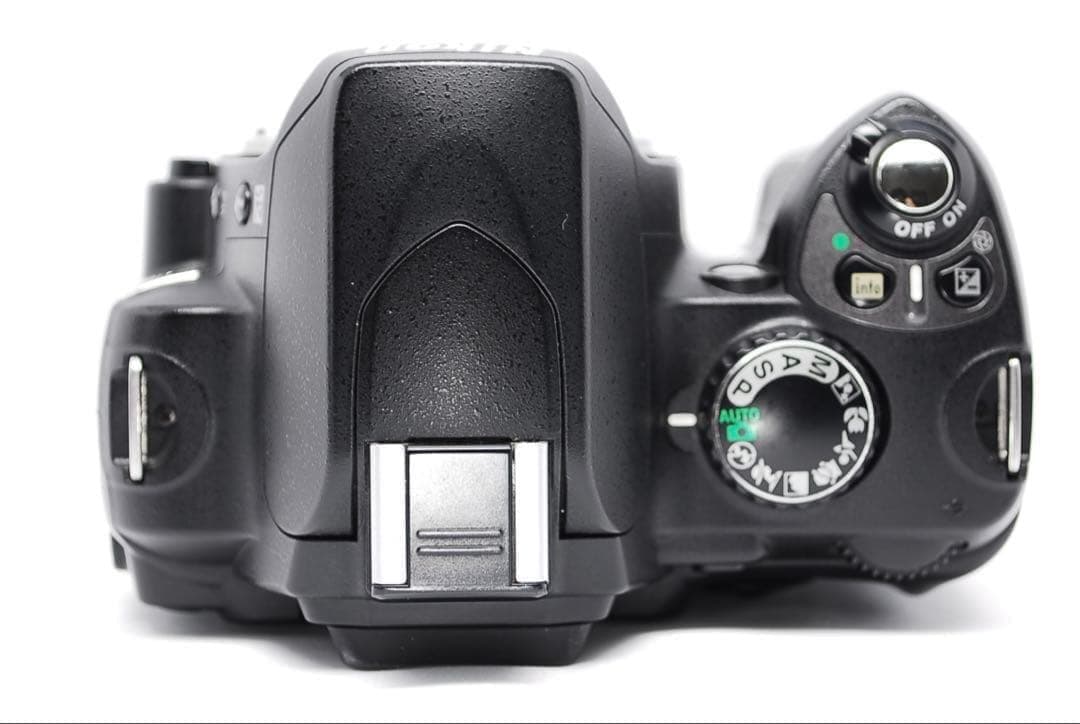 CCDセンサー搭載✨Nikon D40x✨軽量コンパクト✨一眼レフカメラ