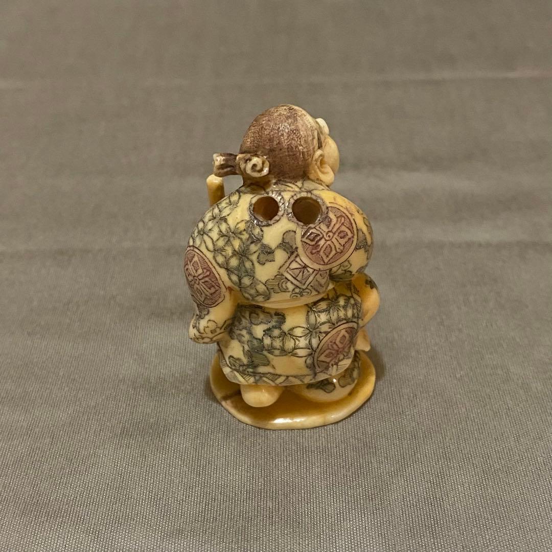 古美術 在銘 山口 カバ牙 根付 河馬 骨董 Netsuke 人物 彫刻⑥