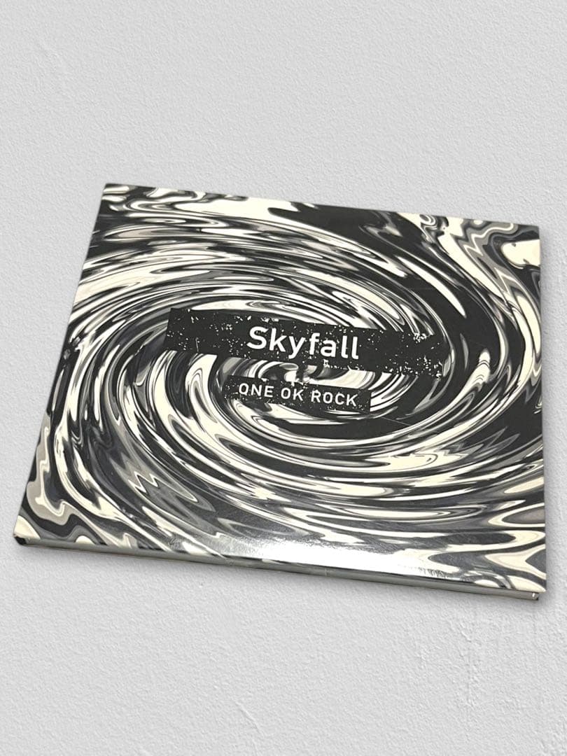 【正規品】Skyfall 会場限定盤　/ ONE OK ROCK ワンオクロック
