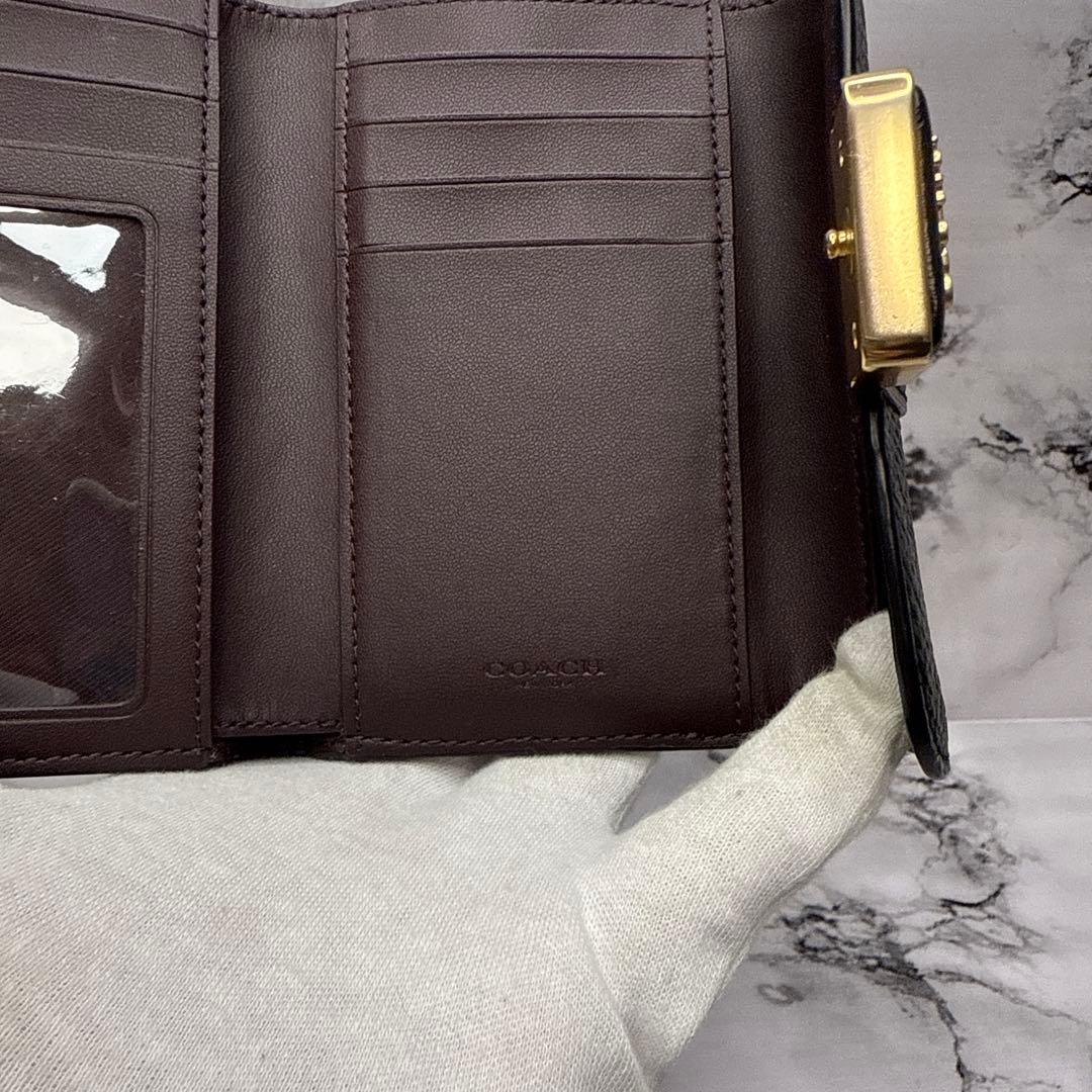 (極美品)大人気、コーチ、折財布、オールレザー、シボ革、人気色、黒、金、近モデル