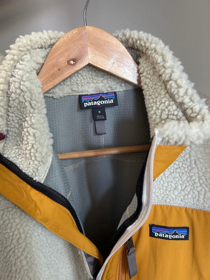 Patagonia フリース ベスト クリーム/イエロー