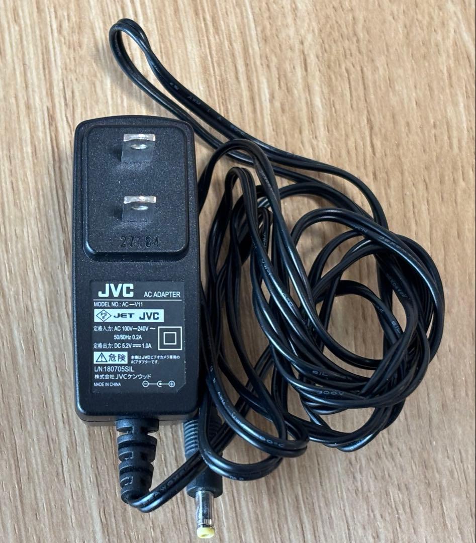 M*M様 JVC GZ-E880 ビデオカメラ　フルハイビジョン&60倍ズーム