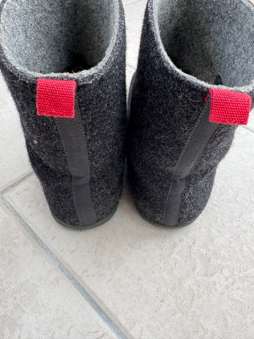もも　CAMPER GORE-TEX グレー ブーツ