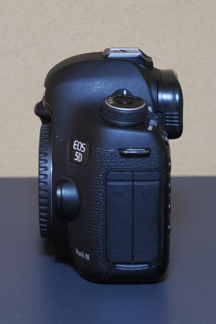 Canon EOS 5D Mark III デジタル一眼レフカメラ