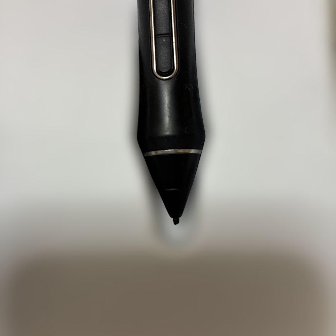 りょうWacom Intuos Pro (2025年2月購入)