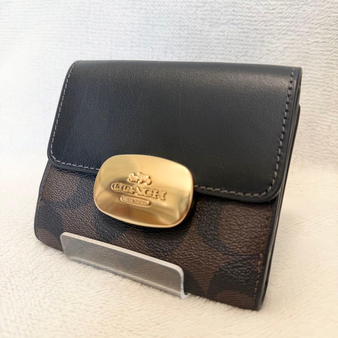 美品COACH 二つ折り財布 シグネチャー ミニウォレット レザー ブラック