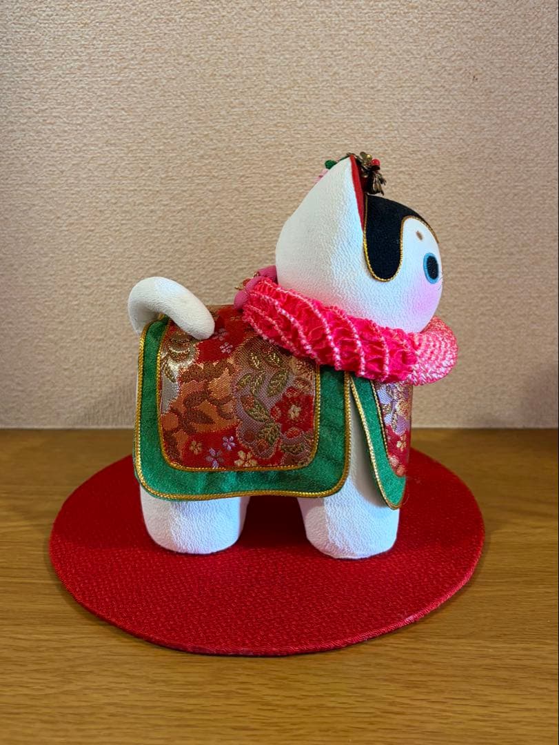 【縁起物】ちりめん細工 犬張子の置物