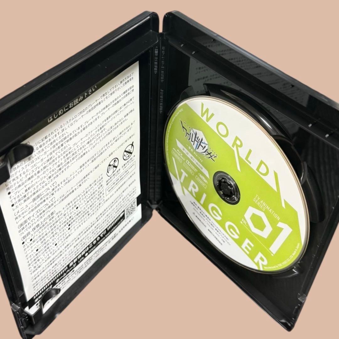 美品★WORLD TRIGGER 01 Blu-ray