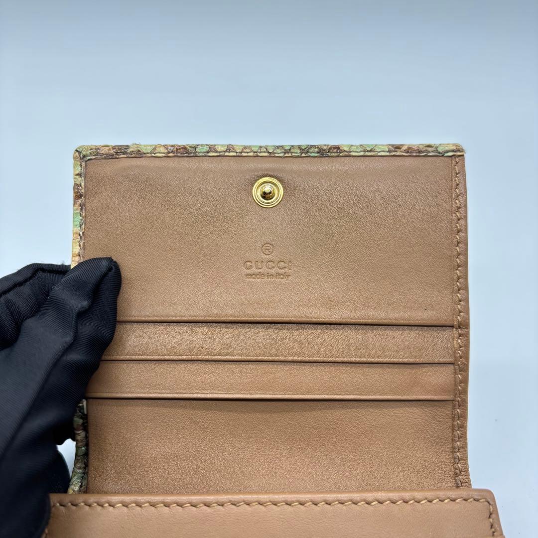 【勝利の微笑み】GUCCI グッチ 2つ折り財布 456126