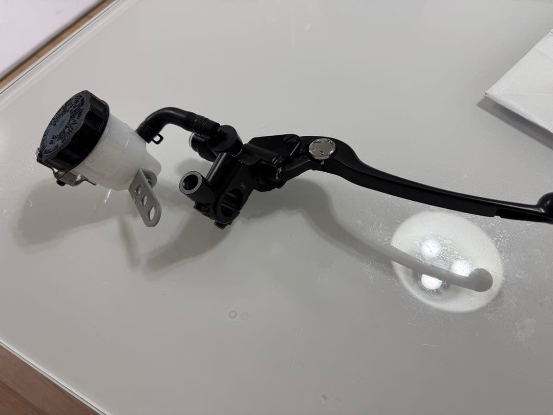 ニッシン　ブレーキマスターシリンダー　14mm 横型　ほぼ新品