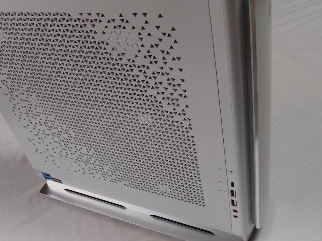 MSI ⭐クリエイターPC/RTX3060Ti/メモリー64GB/デザイン良し