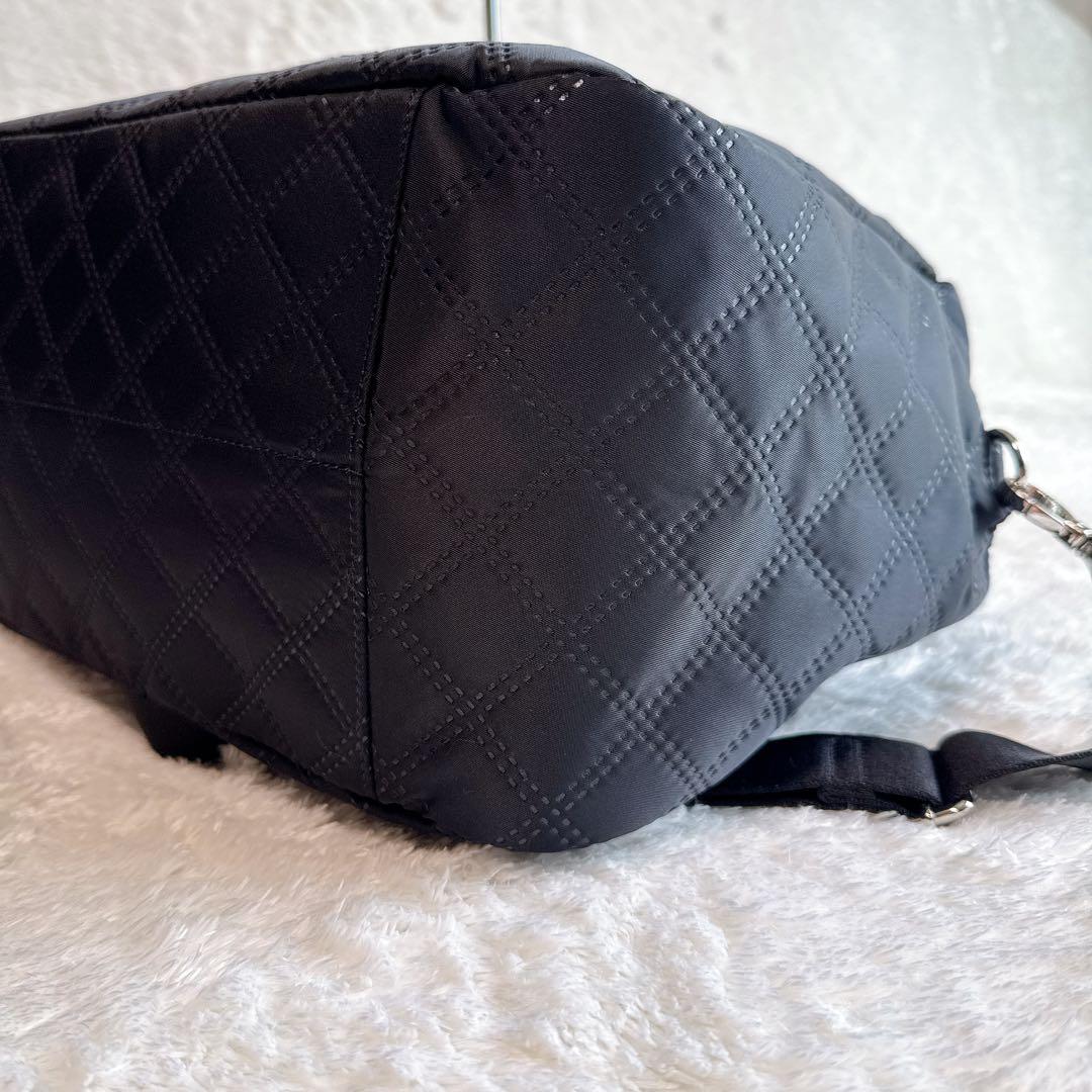 マリークワント MARY QUANT ピンソニックキルトデイジー 2WAYトート