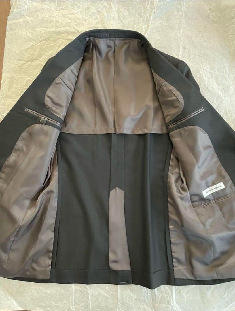 メンズスーツ　上下　黒シャドーストライプ　新品タグ付　180 Y7 就活にも