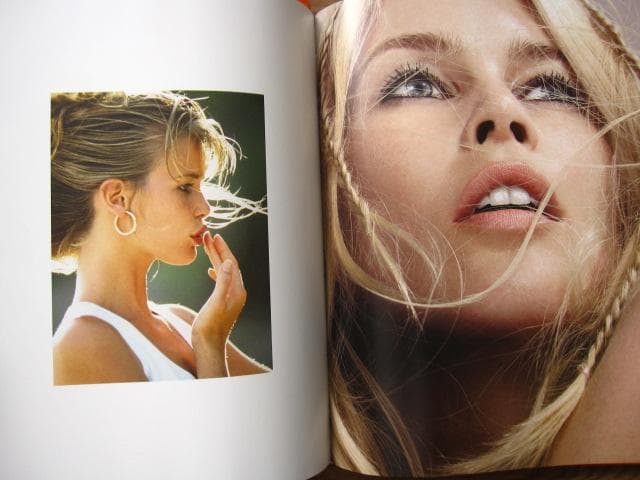 Claudia Schiffer　クラウディア・シファー　スーパーモデル