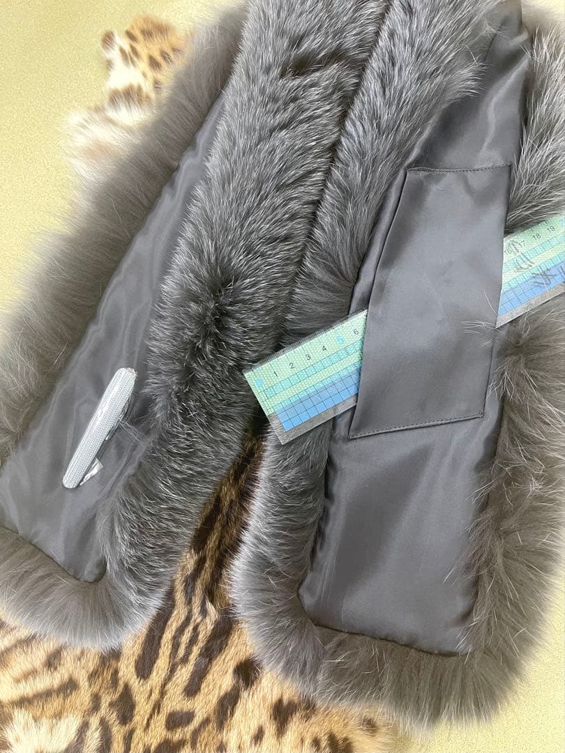 blue fox muffler stole／ミディアム　グレー／GAKE日本製