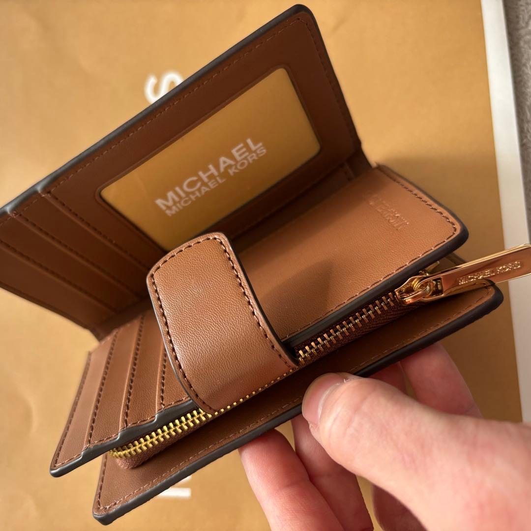 MICHEAL KORS 2つ折り財布