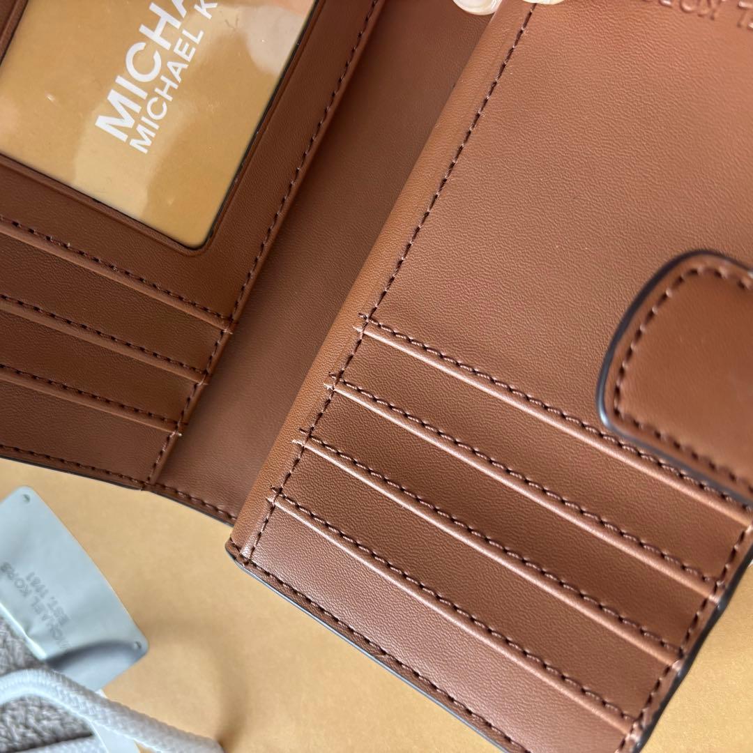 MICHEAL KORS 2つ折り財布