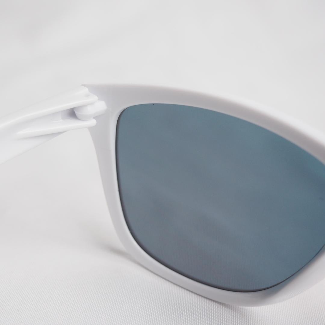 良品 オークリー サングラス Frogskins 白 ホワイト 9245-44