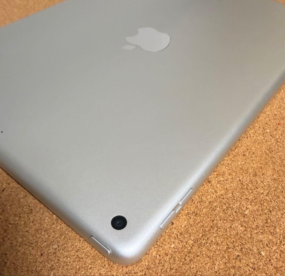 iPad9 第9世代 64GB 最新OS WiFiモデル