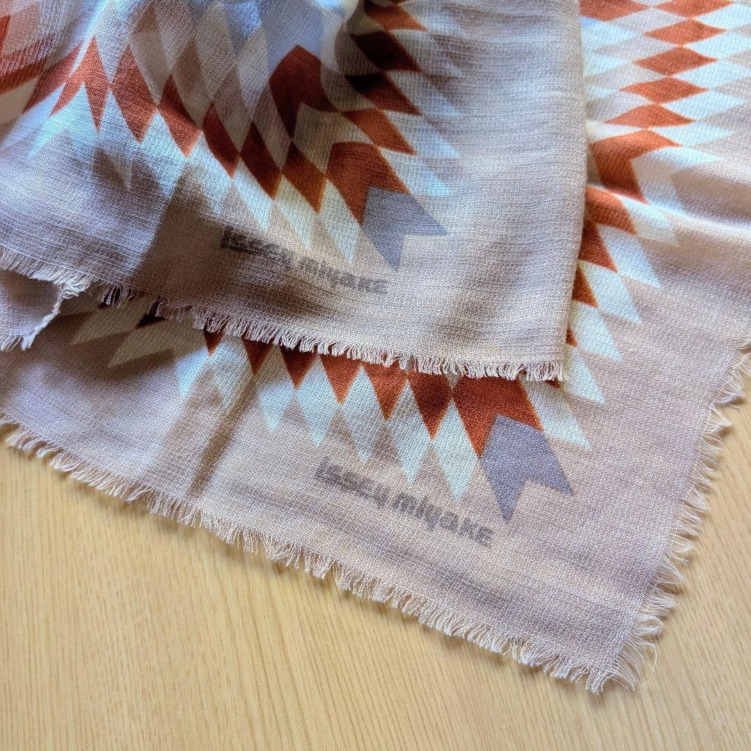 イッセイミヤケ ISSEY MIYAKE 大判ウールストール/スカーフ