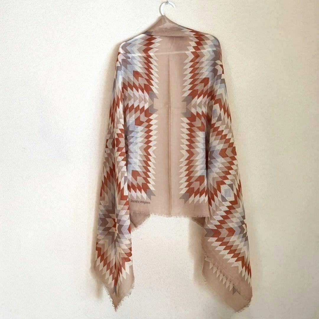 イッセイミヤケ ISSEY MIYAKE 大判ウールストール/スカーフ