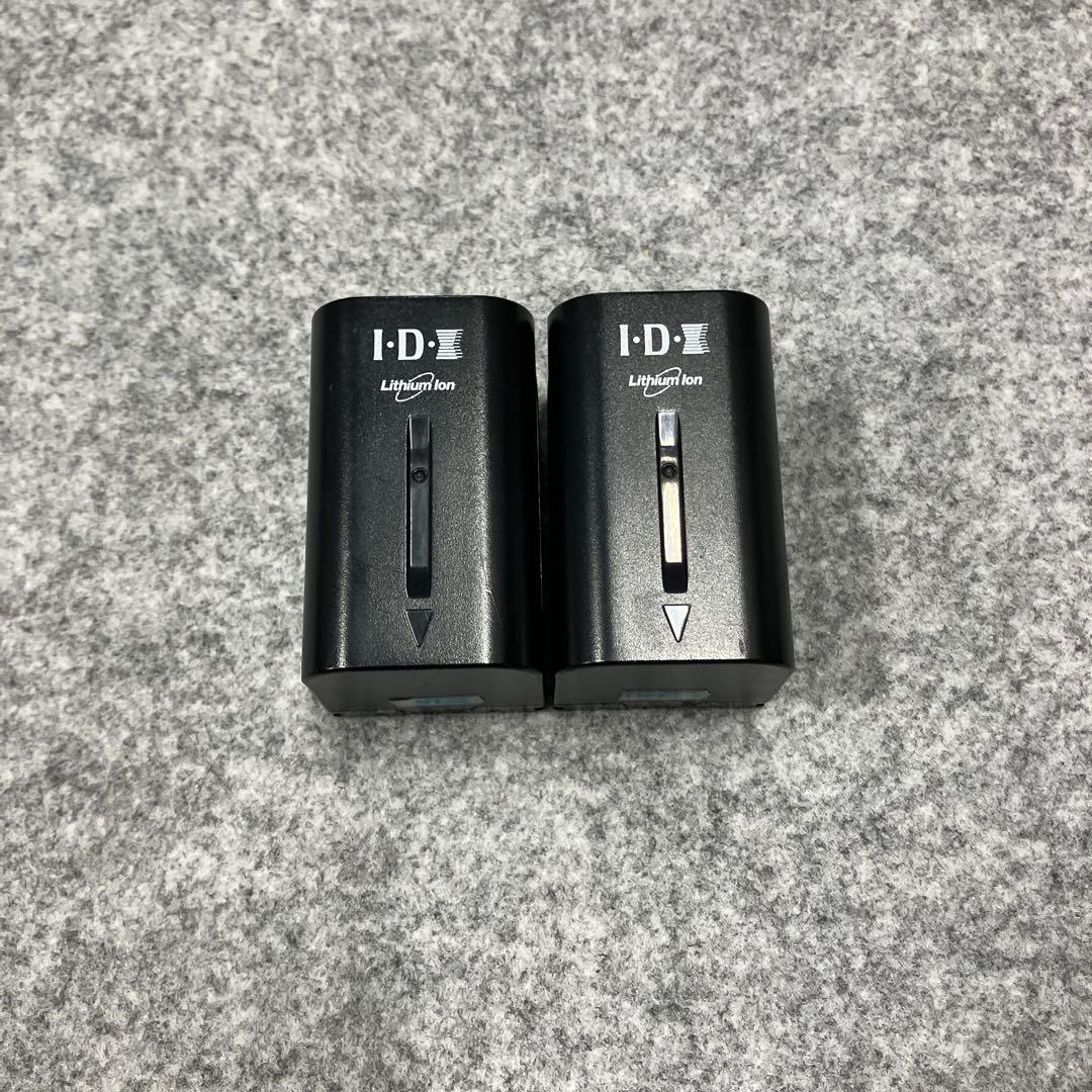 JVC 業務用ビデオカメラ　 GY-HM600 本体と付属品