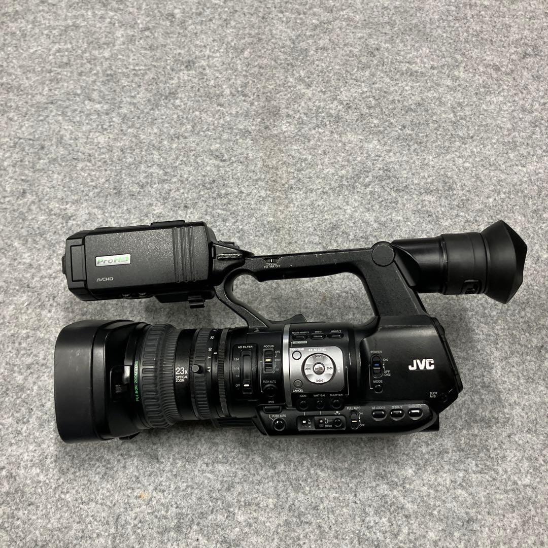 JVC 業務用ビデオカメラ　 GY-HM600 本体と付属品