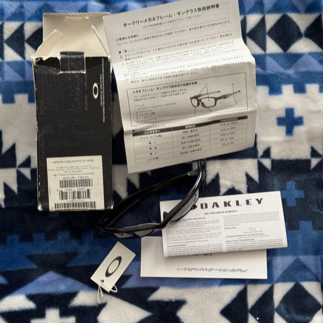小物 OAKLEY STRAIGHT 02-325J