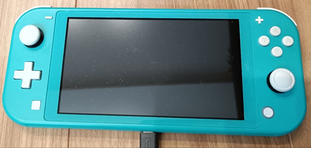 【人気色ターコイズ】Nintendo Switch Lite（純正充電器付き）