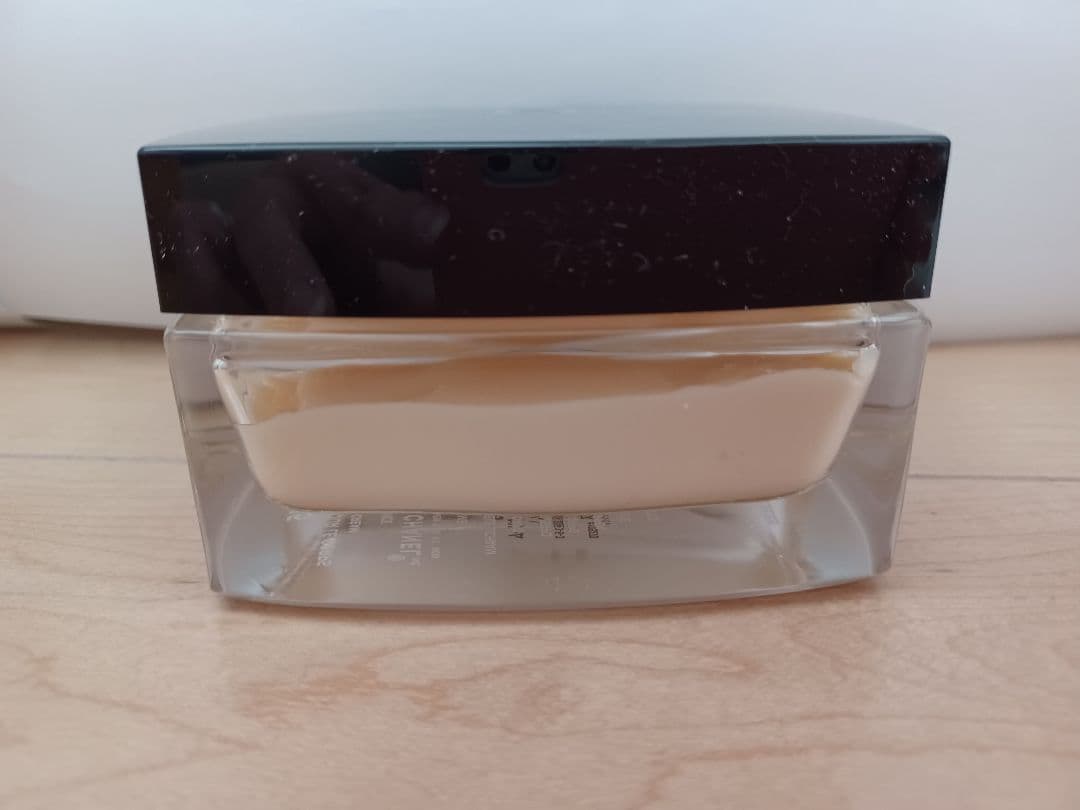 未使用　CHANEL N°5 ヴェルヴェット ボディクリーム 150g　シャネル