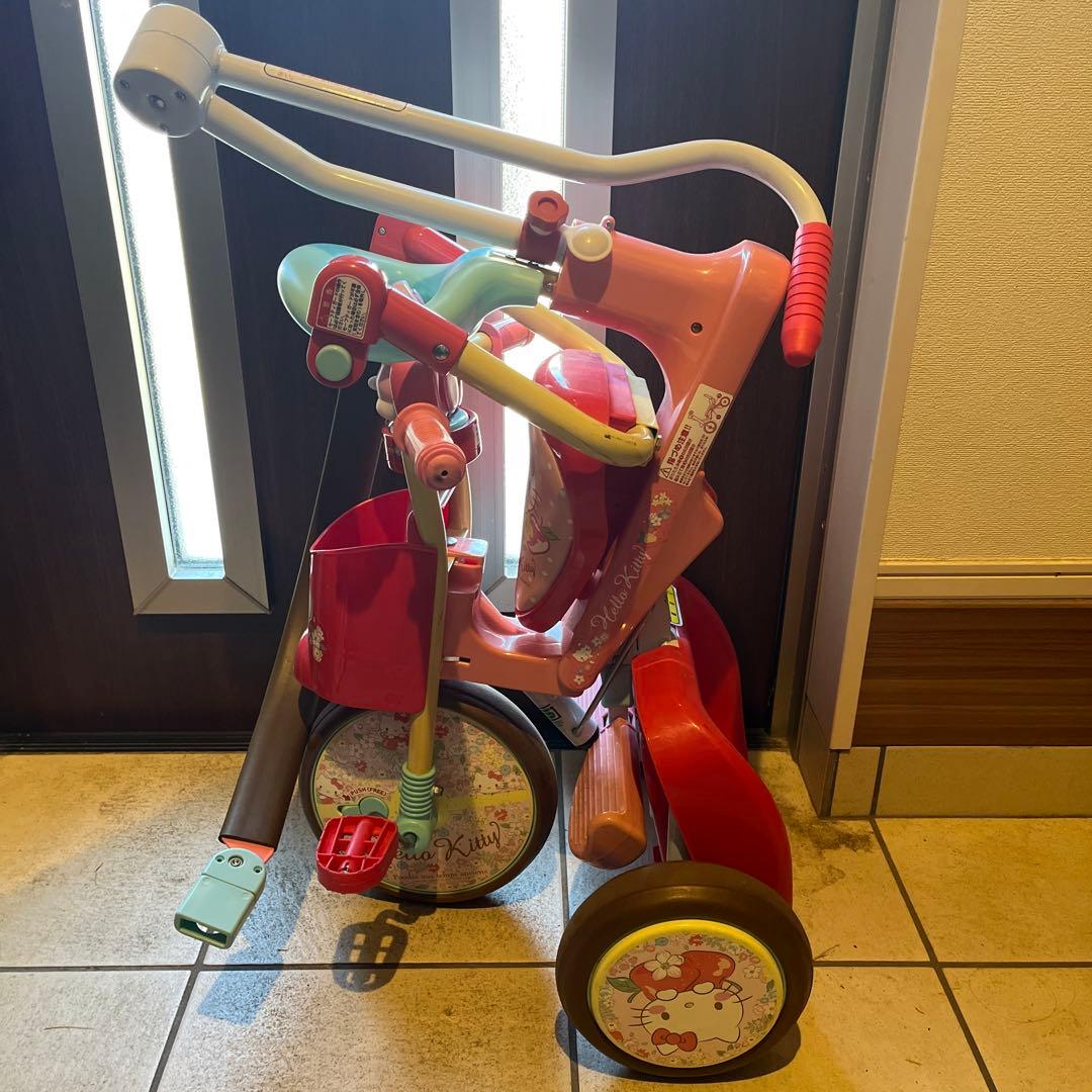 三輪車 キティちゃん