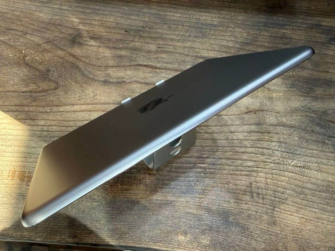 Apple iPad mini（第4世代）Wi-Fiモデル 16GB シルバー