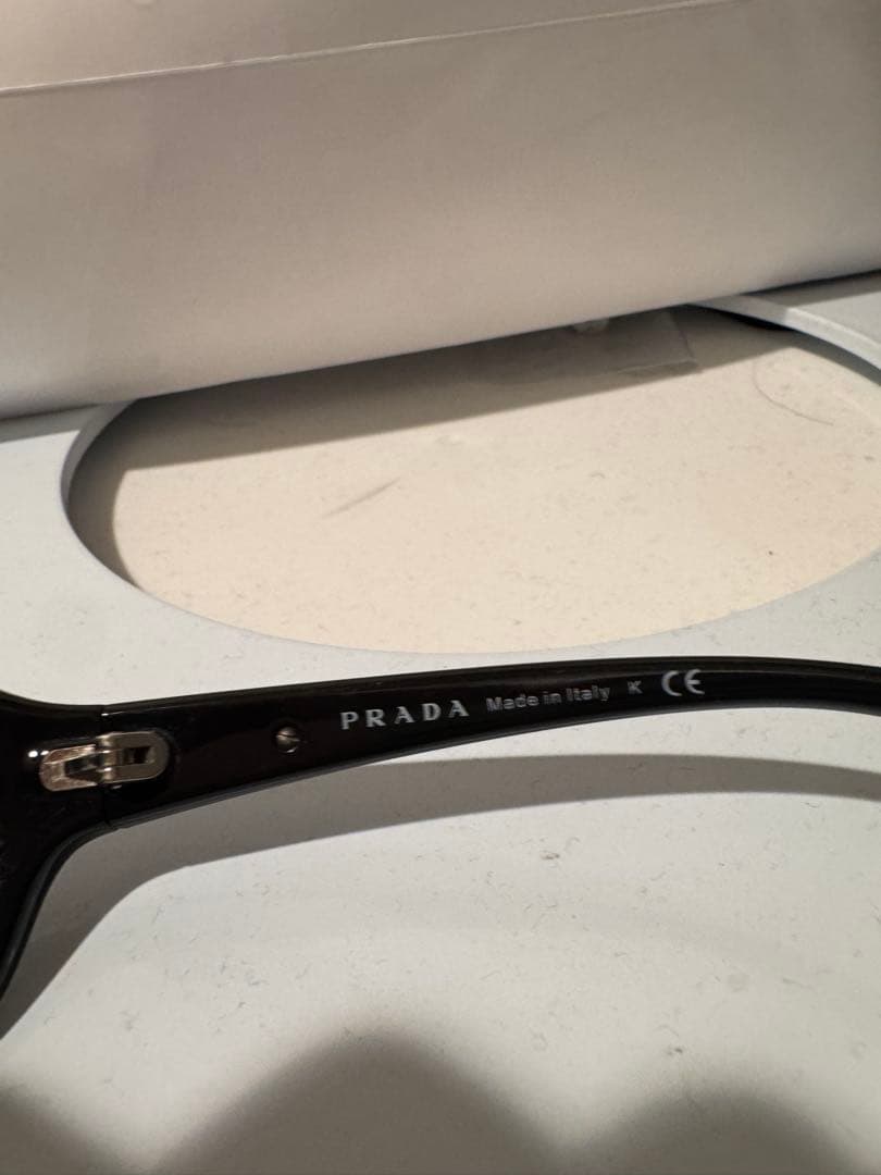 正規品PRADA プラダ サングラス GACKT着用SPR14G 入手困難 黒