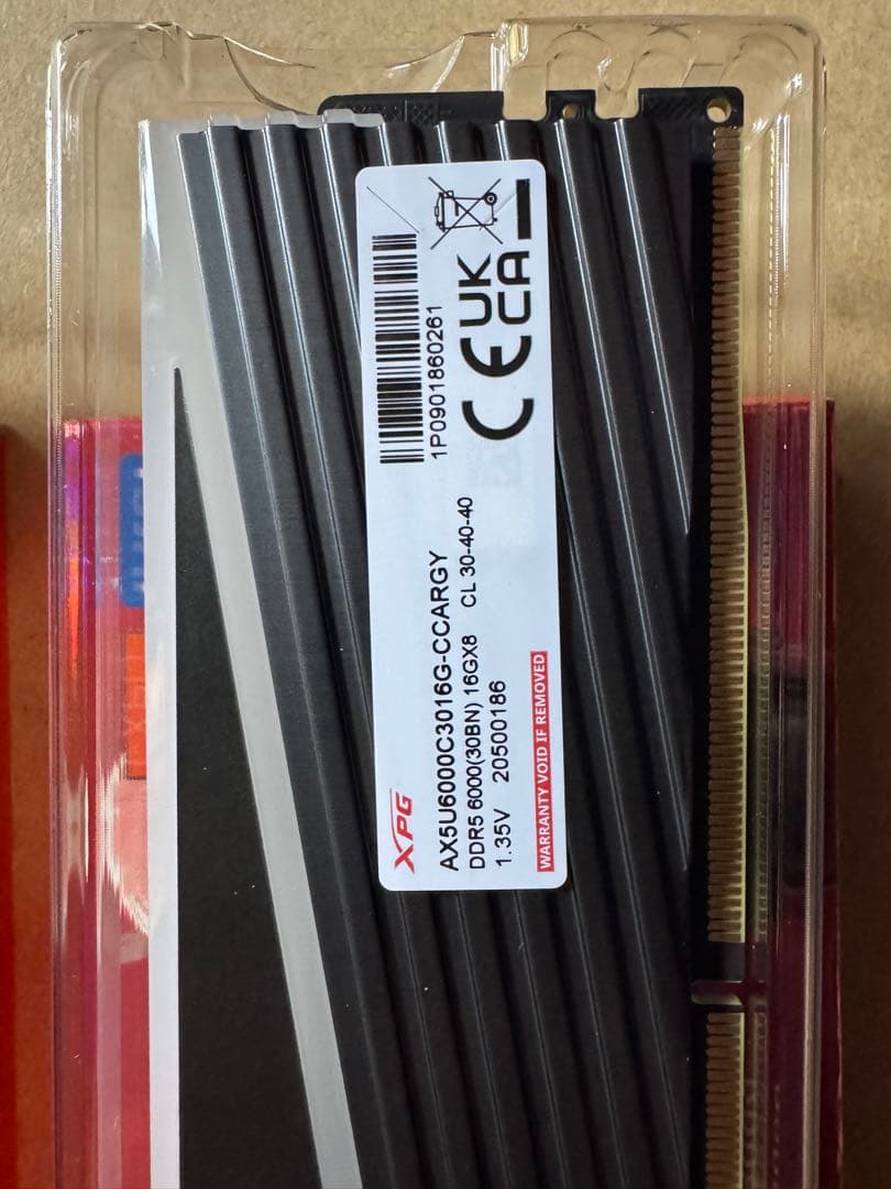 波*様 XPG AX4U6000C316G-CCARY DDR5 16GB