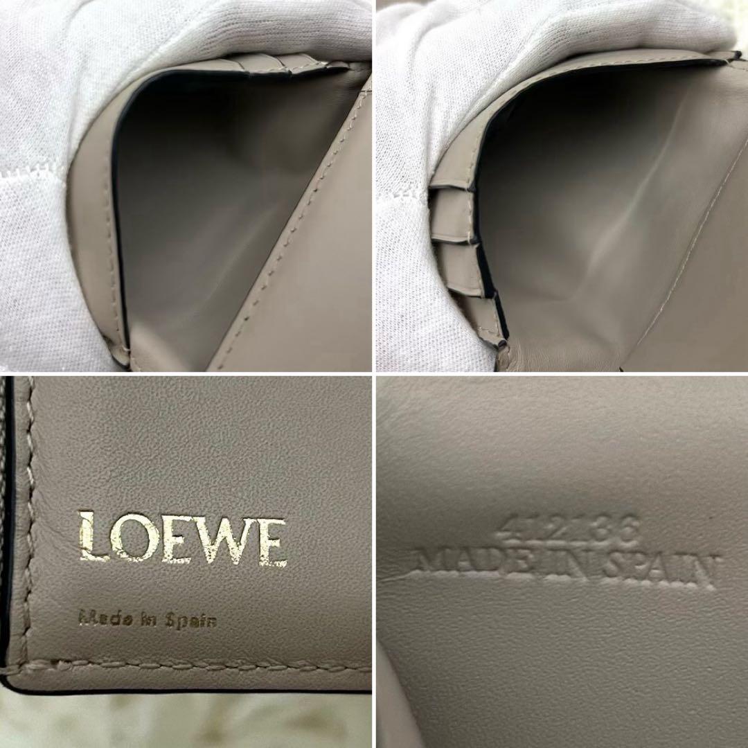 ［美品］LOEWE リピートアナグラム スモール バーティカルウォレット 財布